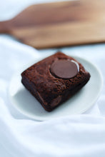 Load image into Gallery viewer, Double Chocolate Brownie - Box of 9
