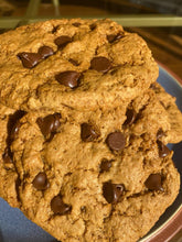 Load image into Gallery viewer, Chewy Chocolate Chip Cookies