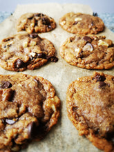 Load image into Gallery viewer, Walnut and Dark Chocolate Chip Cookie