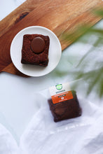 Load image into Gallery viewer, Double Chocolate Brownie GF - Box of 9
