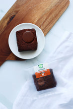 Load image into Gallery viewer, Double Chocolate Brownie GF - Box of 9

